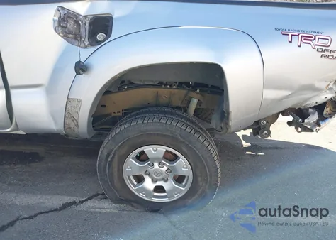 2005 Toyota Tacoma Prerunner Access Cab z USA, uszkodzony, nr VIN 5TETU62N65Z096317